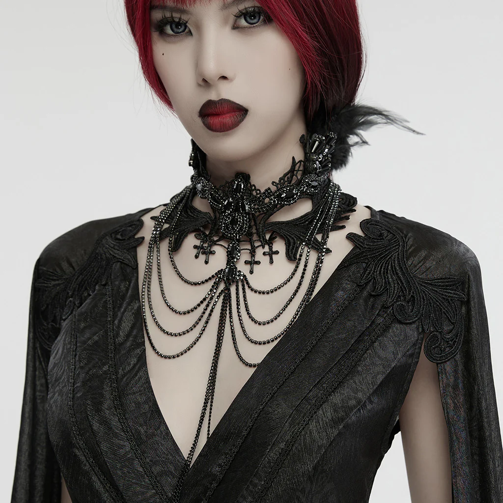 Gothic Black Wing Gorgeous Necklace - Image 3